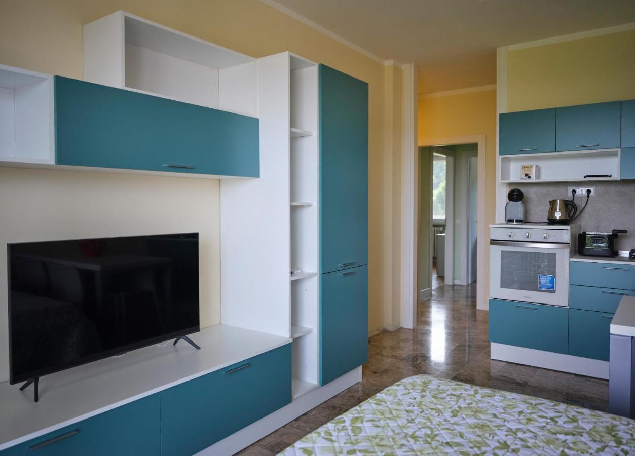 Casa Ierardi - Appartamento Arona Bellavista ภายนอก รูปภาพ