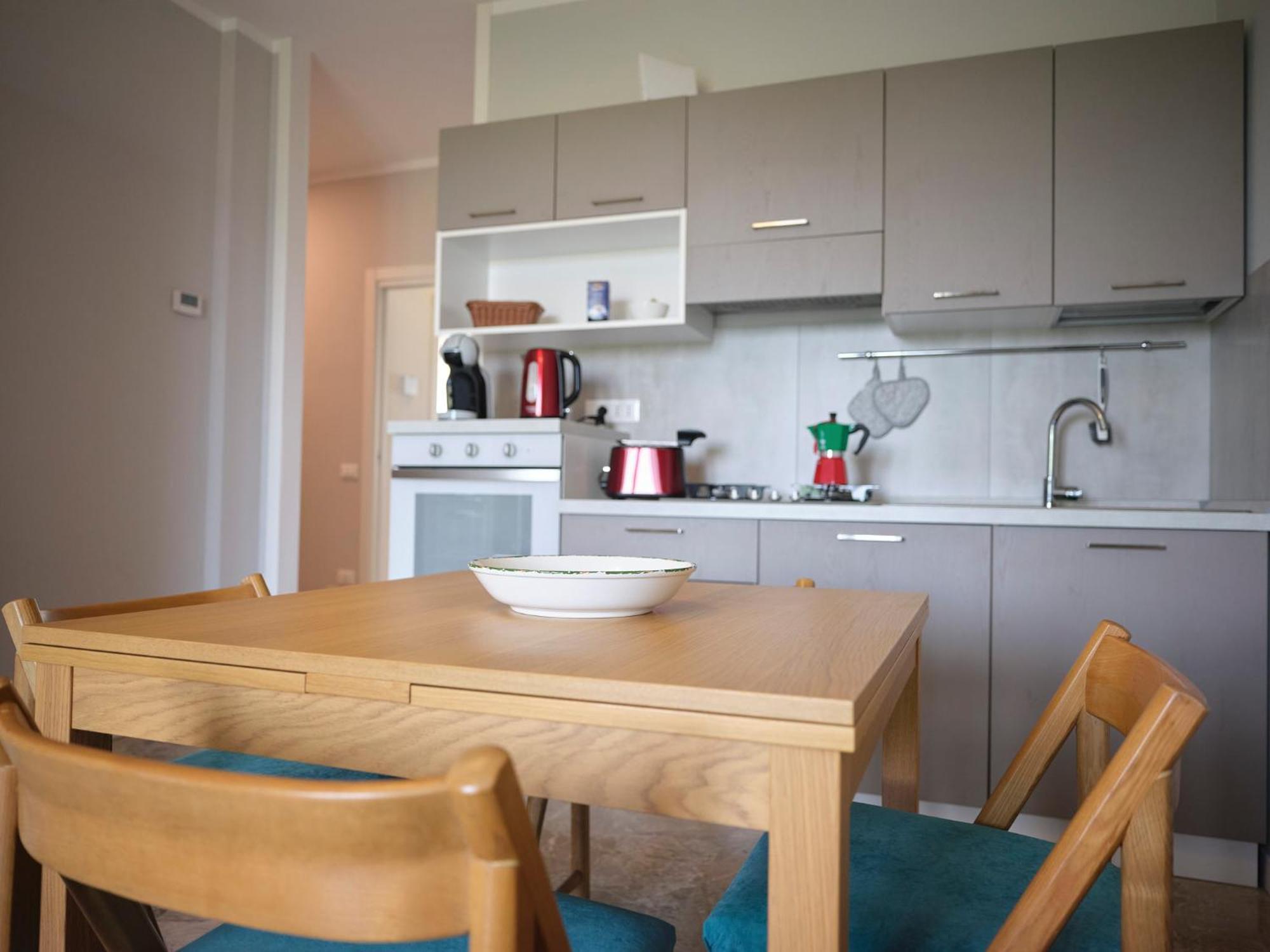 Casa Ierardi - Appartamento Arona Bellavista ภายนอก รูปภาพ