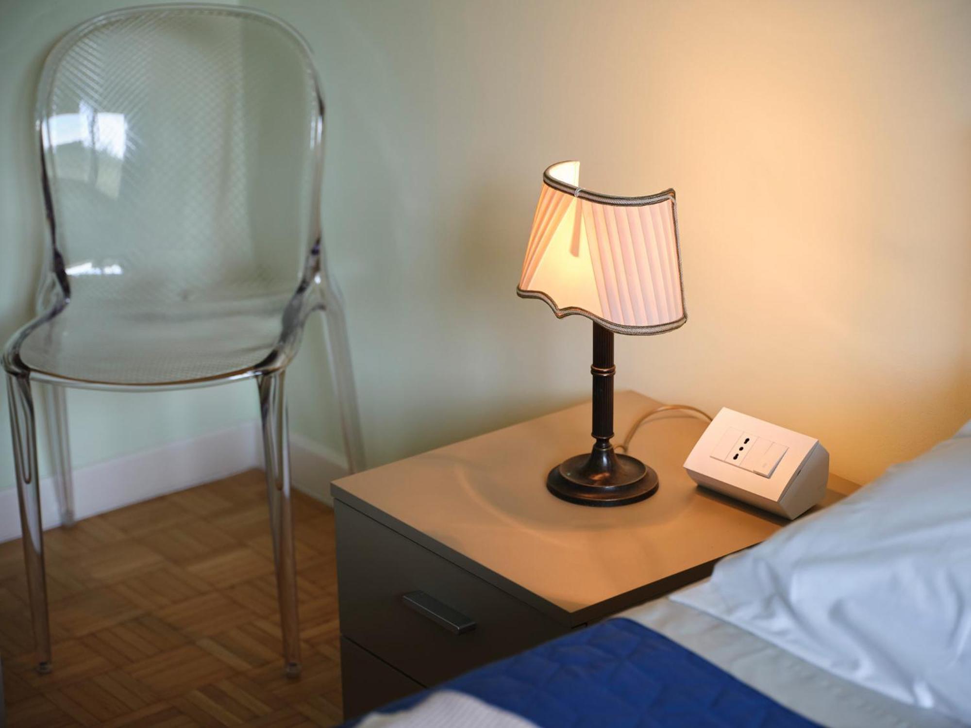 Casa Ierardi - Appartamento Arona Bellavista ภายนอก รูปภาพ