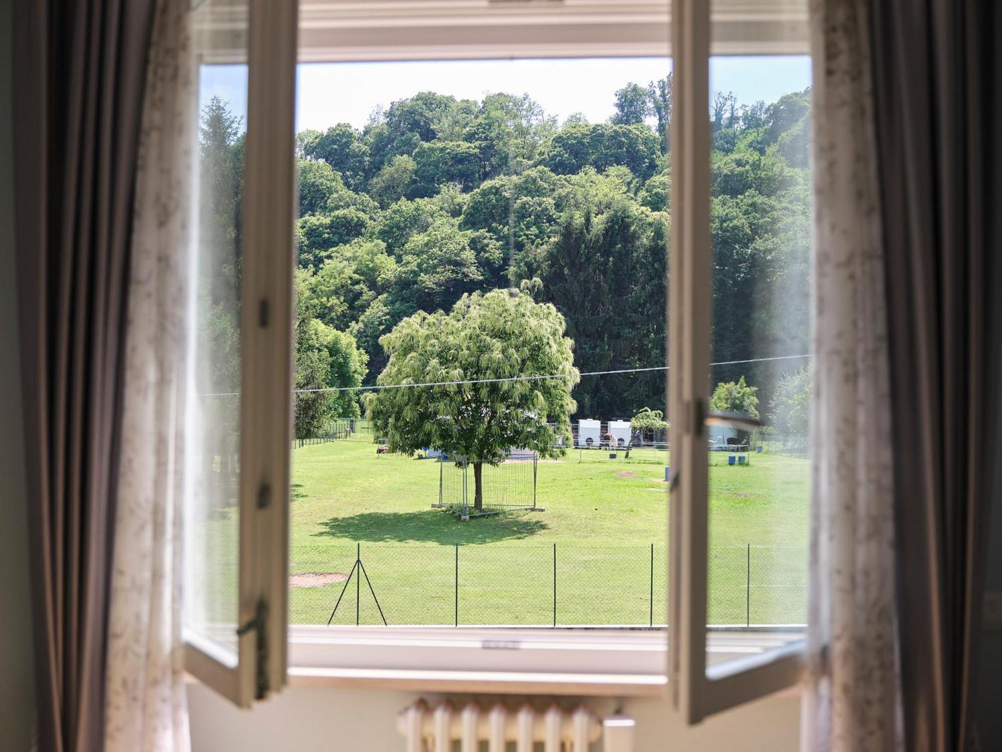 Casa Ierardi - Appartamento Arona Bellavista ภายนอก รูปภาพ